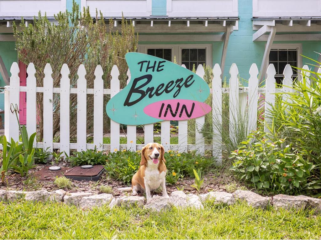 Breeze Inn 티베아일랜드 외부 사진